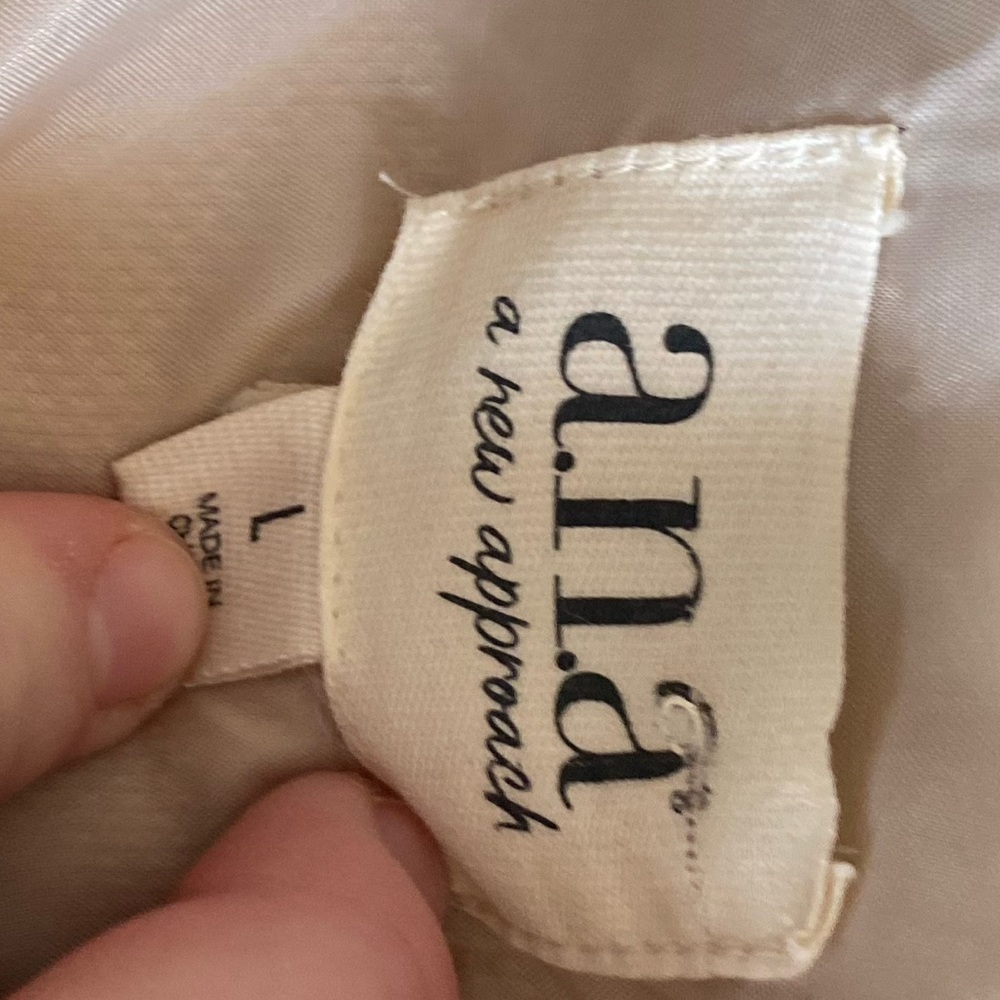 Tan jacket - Picture 3 of 3